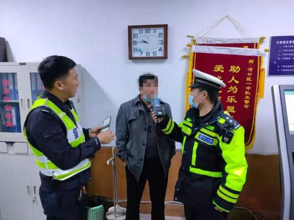 东营一男子酒后驾驶危险品运输车辆？“饭碗”砸了！