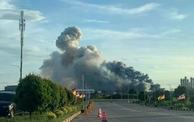 民都鲁一化学工厂突发爆炸！至少10人受伤